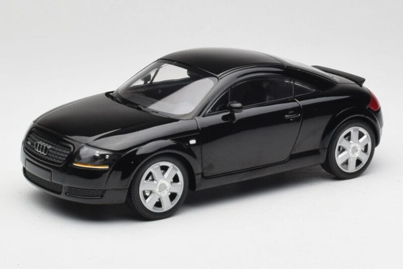 Audi TT 8N Noir Minichamps 1:18 155017021 Métal Moulé