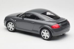 Audi TT 8N Coupé Grey Metallic Minichamps 1:18 155017020 Métal Moulé — image 5 sur 6