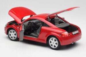Audi TT 8N Coupe Rouge Revell 1:18 89909092 Métal Moulé — image 5 sur 8