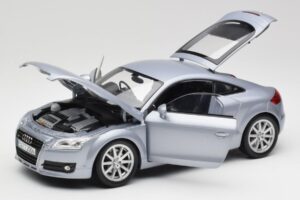 Audi TT 8N RHD Lake Argent Métallique Minichamps 1:18 150015020 Métal Moulé — image 2 sur 8
