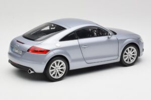 Audi TT 8N RHD Lake Argent Métallique Minichamps 1:18 150015020 Métal Moulé — image 3 sur 8