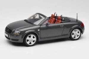 Audi TT 8N Roadster Gris Maisto 1:18 50346 Métal Moulé