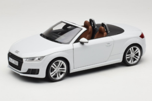 Audi TT 8S Roadster Glacier White Minichamps 1:18 5011400515 Métal Moulé