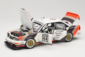 Audi V8 Quattro DTM #44 Team AZR F. Jelinski 1991 Minichamps 1:18 100911044 Métal Moulé — image 2 sur 8