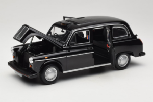 Austin FX4 London Taxi Noir Minichamps 1:18 180136000 Métal Moulé — image 2 sur 8