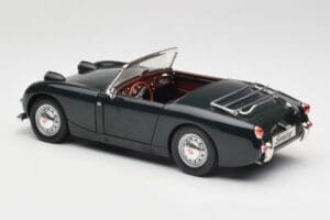 Austin-Healey Sprite Leaf Green Revell 1:18 08837 Métal Moulé — image 7 sur 8
