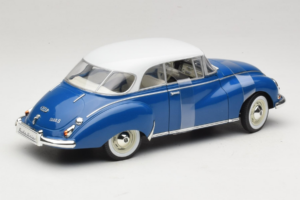 Auto Union 1000 S Coupe Bleu Blanc Revell 1:18 08909 Métal Moulé — image 2 sur 6