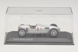 Auto Union Typ B #1 Argent Minichamps 1:43 5031300313 Métal Moulé — image 4 sur 5