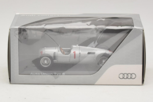 Auto Union Typ B #1 Argent Minichamps 1:43 5031300313 Métal Moulé — image 5 sur 5