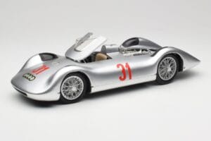 Auto Union Typ C Stromlinie #31 B. Rosemeyer 1937 Argent Revell 1:18 08436 Métal Moulé — image 2 sur 8