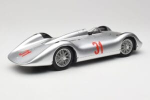 Auto Union Typ C Stromlinie #31 B. Rosemeyer 1937 Argent Revell 1:18 08436 Métal Moulé — image 3 sur 8