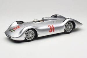 Auto Union Typ C Stromlinie #31 B. Rosemeyer 1937 Argent Revell 1:18 08436 Métal Moulé