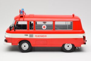 Barkas B 1000 Pompiers & Ambulance MCG 1:18 MCG18010 Métal Moulé — image 5 sur 6