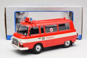 Barkas B 1000 Pompiers & Ambulance MCG 1:18 MCG18010 Métal Moulé — image 6 sur 6