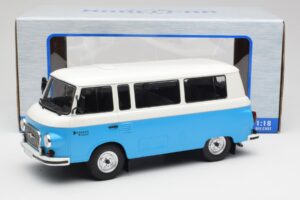 Barkas B1000 Bleu & Blanc MCG 1:18 MCG18007 Métal Moulé — image 2 sur 6