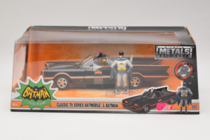 Batmobile Avec Figurine Batman Metals Diecast 1:24 98259 Métal Moulé