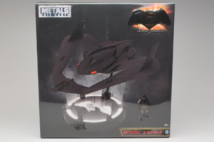 Batwing & Batman Set Metals Diecast 1:24 98325 Métal Moulé