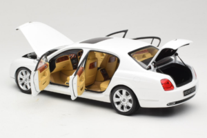 Bentley Continental Flying Spur Blanc Minichamps 1:18 100139461 Métal Moulé — image 5 sur 8