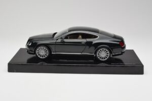 Bentley Continental GT Cumbrian Vert Minichamps 1:18 103139623 Métal Moulé — image 4 sur 8