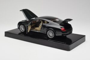 Bentley Continental GT Cumbrian Vert Minichamps 1:18 103139623 Métal Moulé — image 5 sur 8
