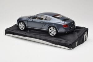 Bentley Continental GT Grey Metallic Minichamps 1:18 100139920 Métal Moulé — image 7 sur 8