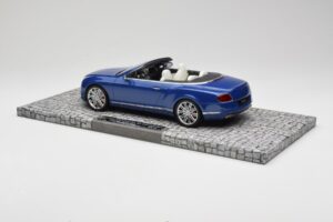 Bentley Continental GT Speed Cabriolet Bleu Minichamps 1:18 107139331 Métal Moulé — image 5 sur 6