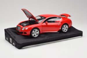 Bentley Continental GT St. James Red Minichamps 1:18 100139922 Métal Moulé — image 2 sur 8