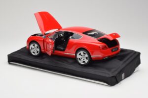 Bentley Continental GT St. James Red Minichamps 1:18 100139922 Métal Moulé — image 5 sur 8