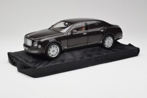 Bentley Mulsanne Burnt Oak Minichamps 1:18 100139905 Métal Moulé