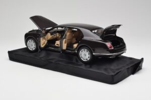 Bentley Mulsanne Burnt Oak Minichamps 1:18 100139905 Métal Moulé — image 5 sur 8