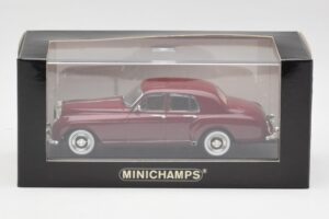 Bentley S1 Continental Flying Spur Crème Minichamps 1:43 436139551 Métal Moulé — image 4 sur 4