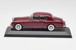 Bentley S1 Continental Flying Spur Crème Minichamps 1:43 436139551 Métal Moulé