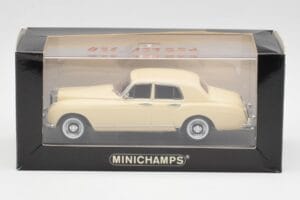 Bentley S2 Rouge Minichamps 1:43 436139951 Métal Moulé — image 4 sur 4
