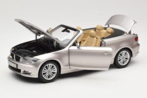BMW 1 Series E88 Cabriolet Mineral Silver Metallic Kyosho 1:18 80430427020 Métal Moulé — image 2 sur 8