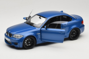 BMW 1M Coupe E82 Blue Metallic Minichamps 1:18 110020025 Métal Moulé — image 2 sur 8