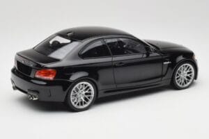 BMW 1M Coupe E82 Black Metallic Minichamps 1:18 110020021 Métal Moulé — image 3 sur 8
