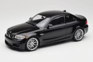 BMW 1M Coupe E82 Black Metallic Minichamps 1:18 110020021 Métal Moulé