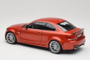 BMW 1M Coupe E82 Sakhir Orange Metallic Minichamps 1:18 110020020 Métal Moulé — image 7 sur 8