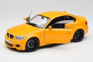 BMW 1M Coupe E82 Jaune Minichamps 1:18 110020026 Métal Moulé — image 2 sur 8