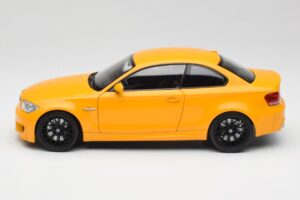 BMW 1M Coupe E82 Jaune Minichamps 1:18 110020026 Métal Moulé — image 4 sur 8