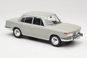 BMW 2000 TI Gris MCG 1:18 MCG18112 Métal Moulé — image 4 sur 6