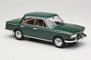 BMW 2000 121 Vert MCG 1:18 MCG18542 Métal Moulé — image 4 sur 6