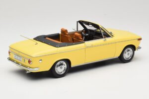 BMW 2002 Cabriolet Vert Vif Minichamps 1:18 80430145820 Métal Moulé — image 3 sur 8