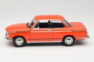BMW 2002 E10 ti Orange Anson 1:18 30386 Métal Moulé — image 4 sur 8