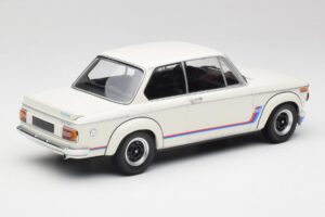 BMW 2002 Tii Turbo Alpine White Minichamps 1:18 155026200 Métal Moulé — image 2 sur 6