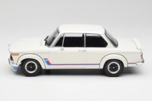 BMW 2002 Tii Turbo Alpine White Minichamps 1:18 155026200 Métal Moulé — image 3 sur 6