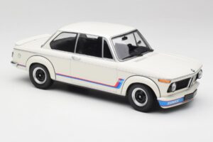 BMW 2002 Tii Turbo Alpine White Minichamps 1:18 155026200 Métal Moulé — image 4 sur 6