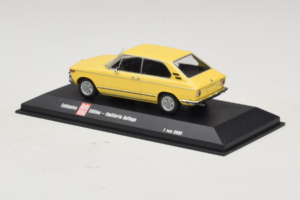 BMW 2002 Touring Jaune Minichamps 1:43 403021115 Métal Moulé — image 3 sur 4
