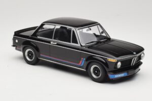 BMW 2002 Turbo Noir Minichamps 1:18 155026204 Métal Moulé — image 4 sur 6