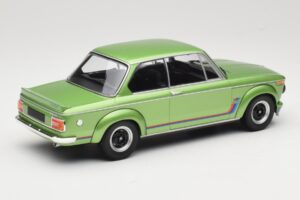 BMW 2002 Turbo Green Metallic Minichamps 1:18 155026206 Métal Moulé — image 2 sur 6